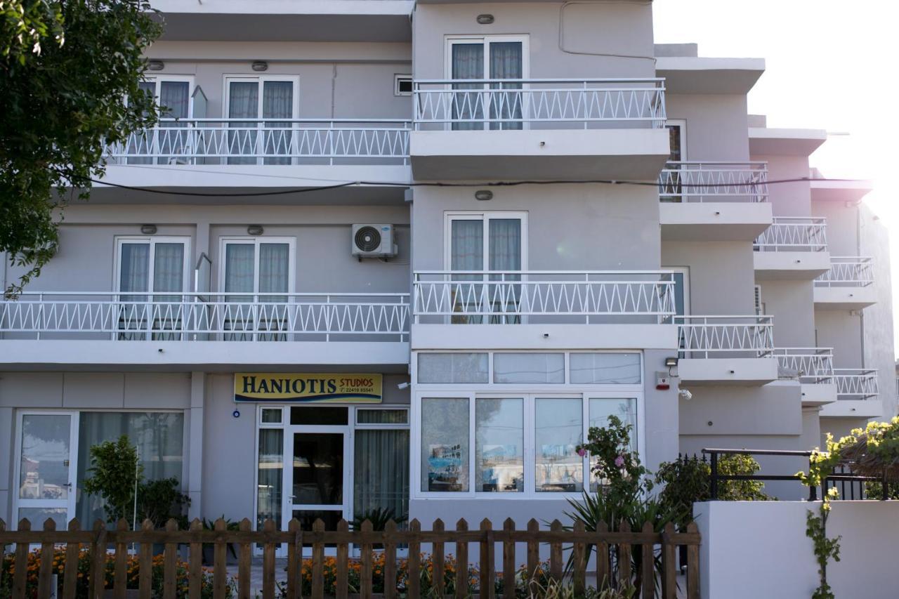 Haniotis Studios 法里拉基 外观 照片